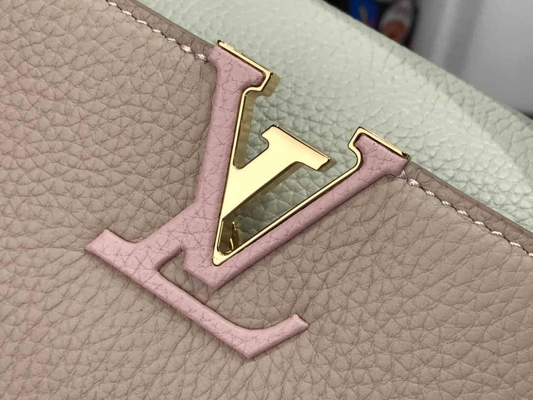 Louis Vuitton Capucines MM 2way Leather Replica Shoulder Bag Apricot M57523