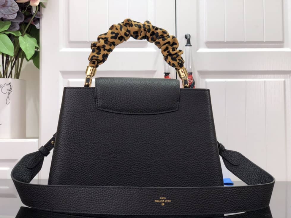 Louis Vuitton Capucines MM Black M58732 Replica Crossbody Bag