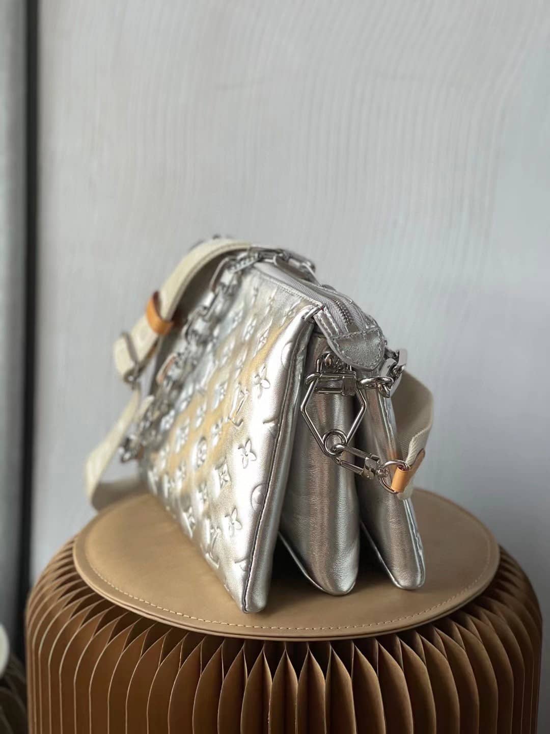 Best Replica Louis Vuitton Coussin PM M57913 Replica Shoulder Bag(ColaReps)