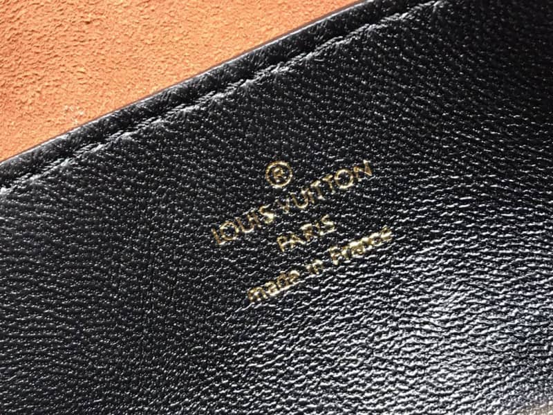 Louis Vuitton Speedy Bandouliere 22