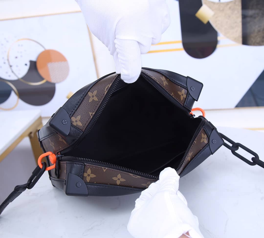 Louis Vuitton x Virgil Abloh Monogram Soft Trunk Replica M44478