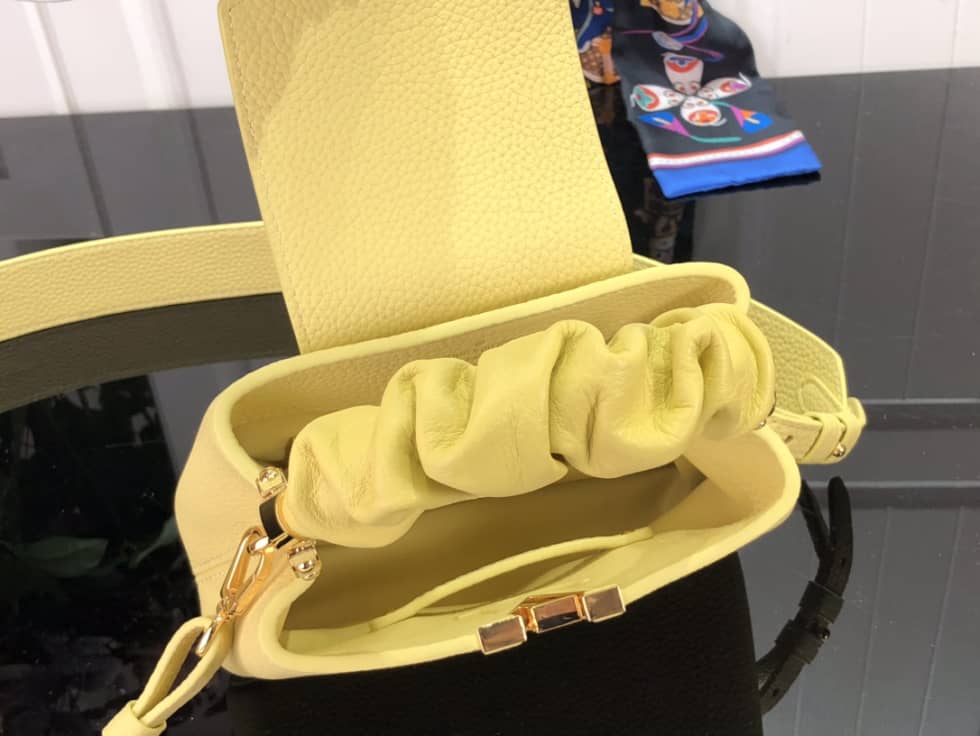 Louis Vuitton Capucines Mini Yellow M58586 Replica Shoulder Bag