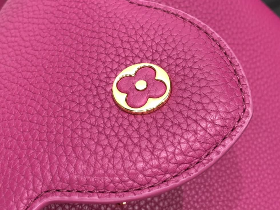 Louis Vuitton Capucines BB Rose M59066 Replica Shoulder Bag