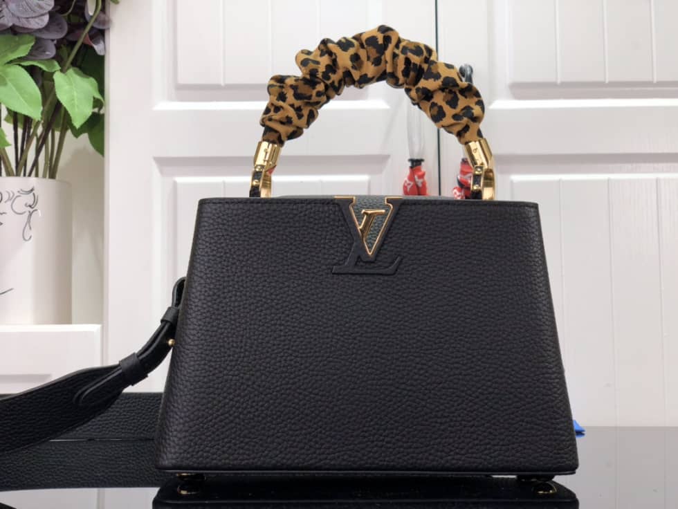 Louis Vuitton Capucines BB Black M58732 Replica Crossbody Bag