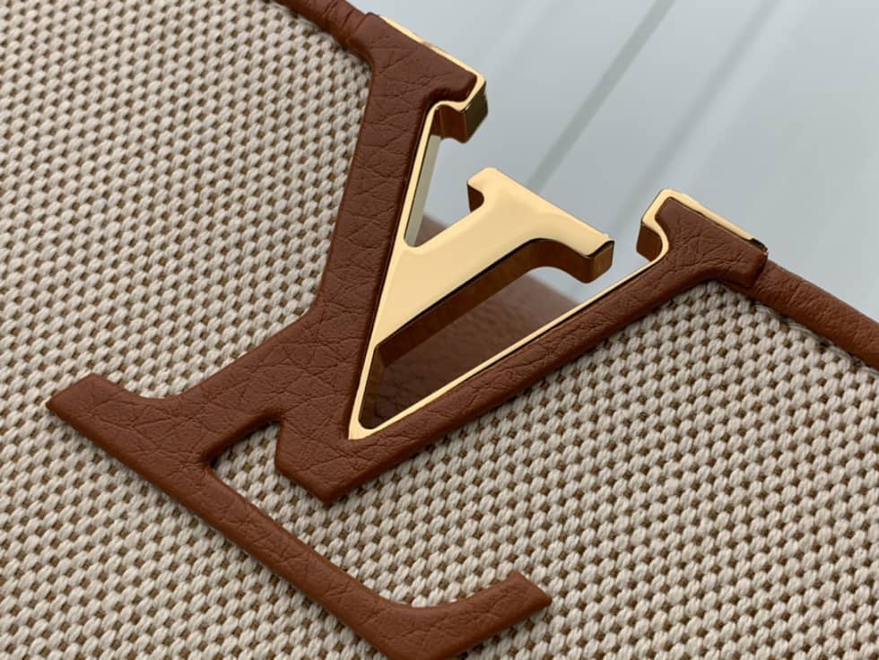 Louis Vuitton Capucines MM M59872 Replica Shoulder Bag