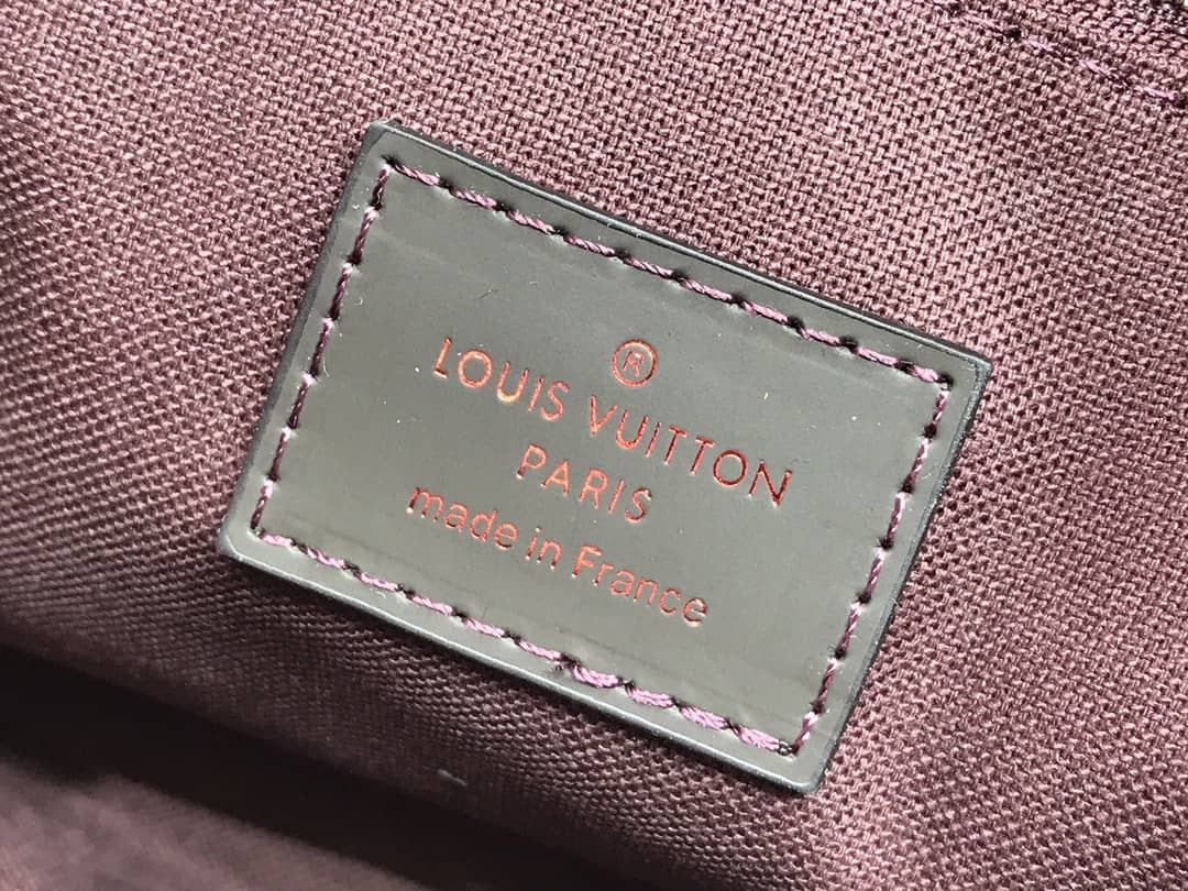 Louis Vuitton Damier Ebene Toiletry Bag Replica M47527