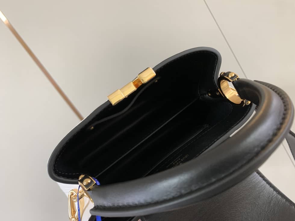 Louis Vuitton Capucines Mini White M20372 Replica Shoulder Bag