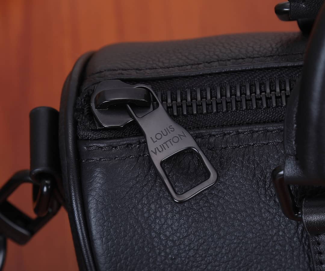 Louis Vuitton Aerogram Keepall XS Noir M80950 Replica Shoulder Bag