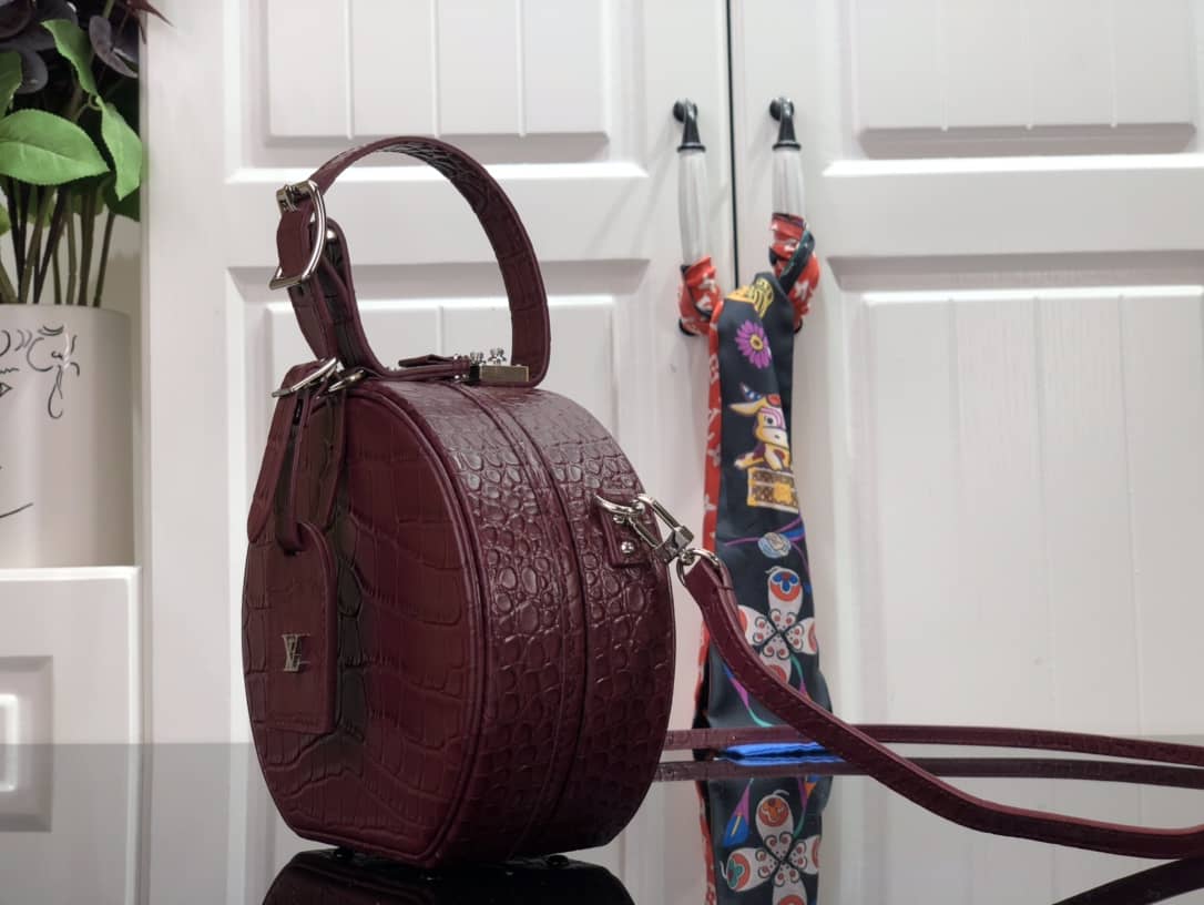 Louis Vuitton Petite Boite Chapeau Crocodilien Brillant Replica Bag Red N93597