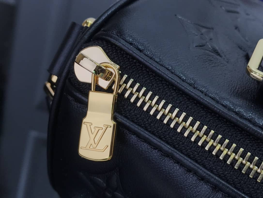 Louis Vuitton Replica Bags Speedy Bandouliere 22 Gold Chain M58631
