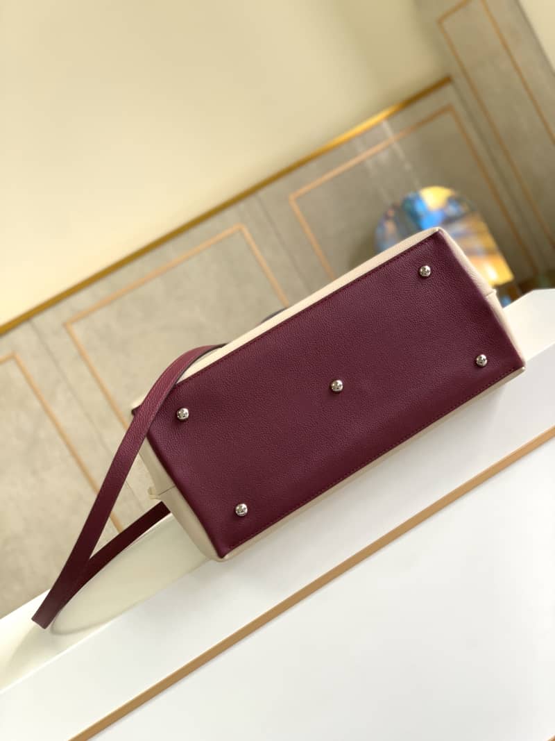 Louis Vuitton Lockme Day 2Way Bag Replica M53647