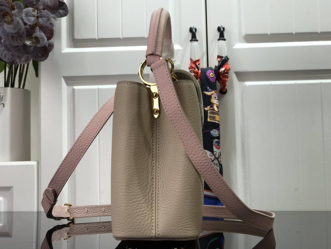 Louis Vuitton Capucines MM 2way Leather Replica Shoulder Bag Apricot M57523