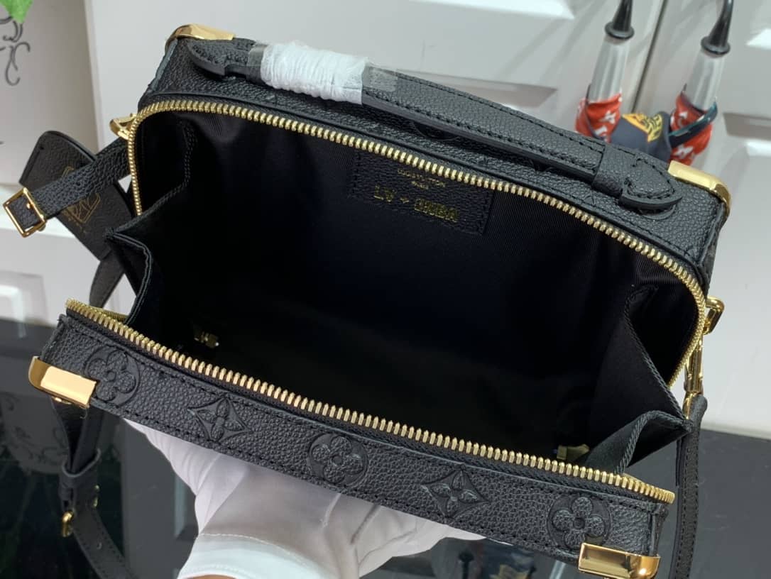 Louis Vuitton Crossbody Dupe X NBA Handle Trunk Ball Grain Leather  M57971(ColaReps)