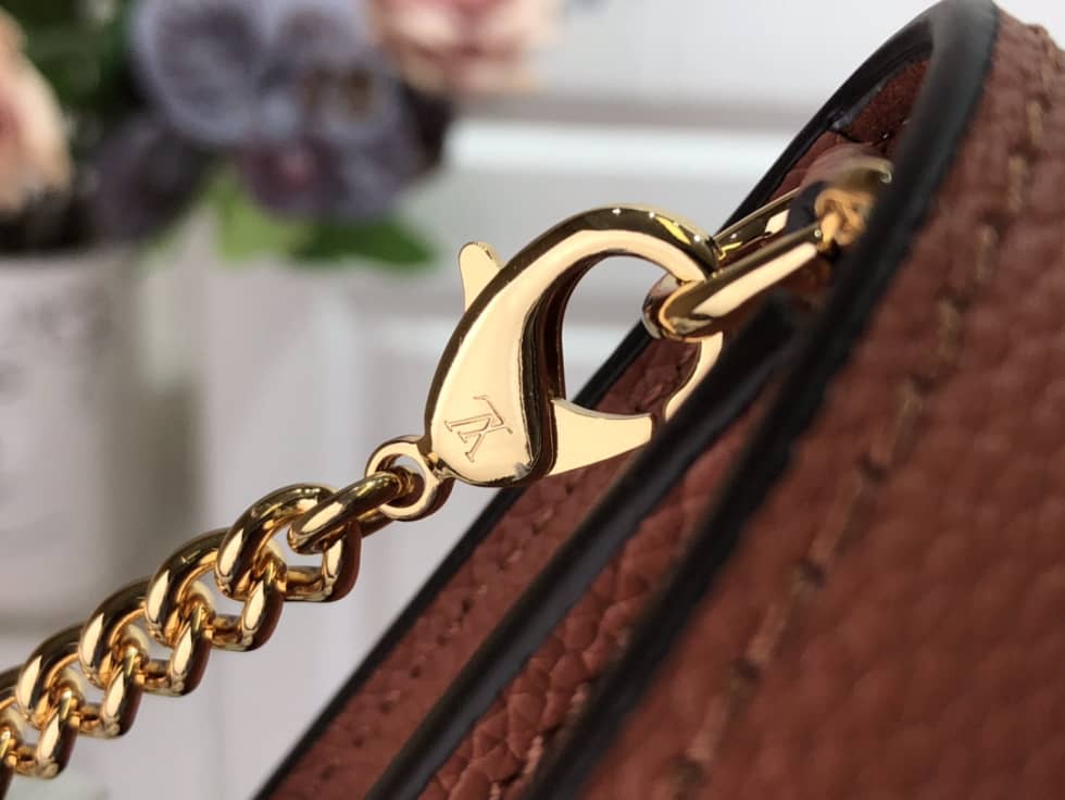 Louis Vuitton Mylockme Chain Pochette M63471 Replica Crossbody Bag
