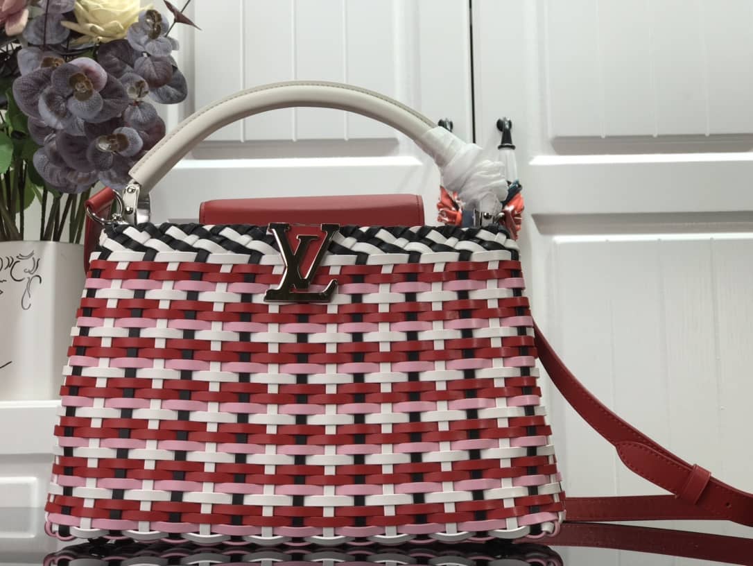 Louis Vuitton Capucines Taurillon Shoulder Bag Replica Red M94519