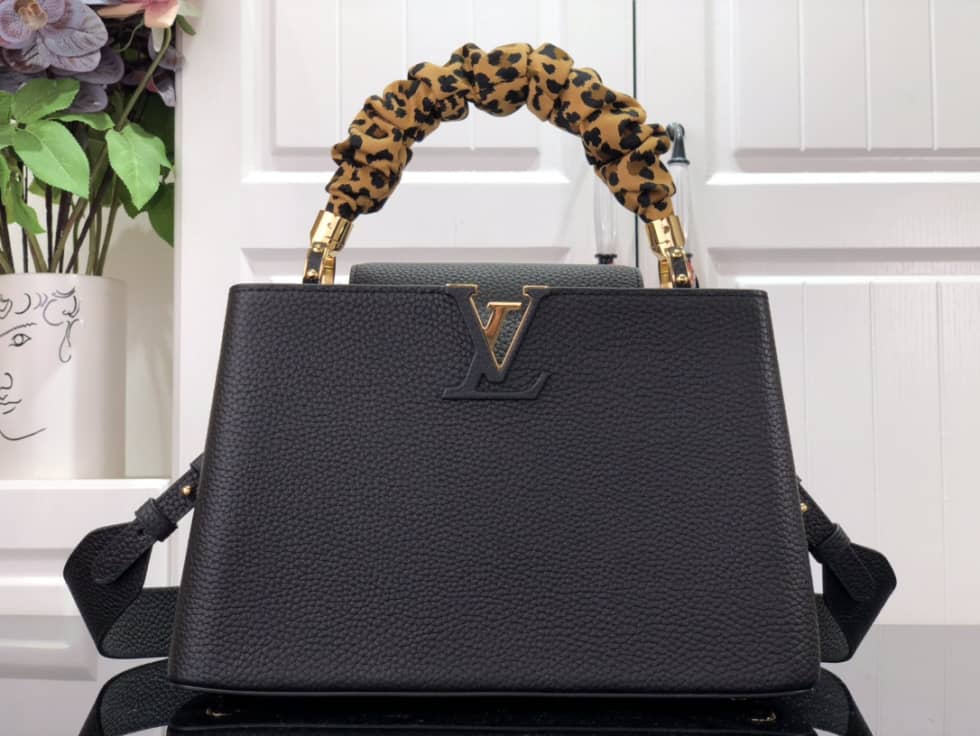 Louis Vuitton Capucines MM Black M58732 Replica Crossbody Bag