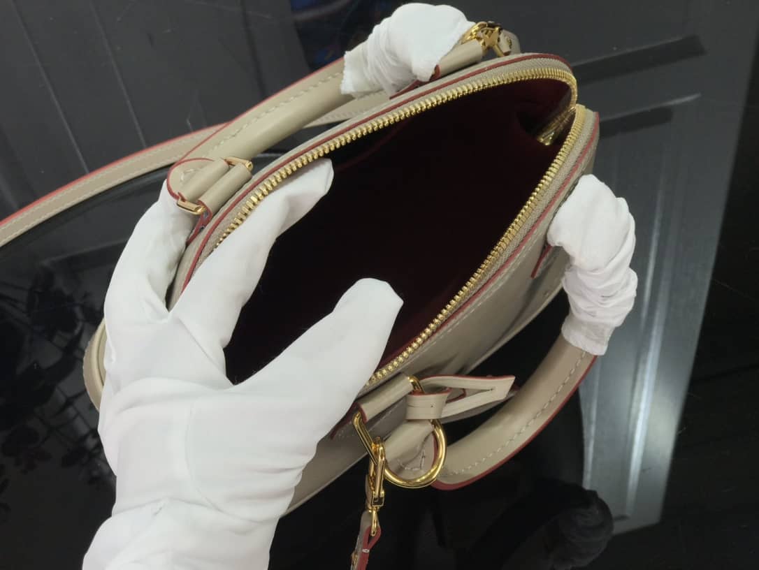 Louis Vuitton Alma PM Hand Bag Replica Gray M40302