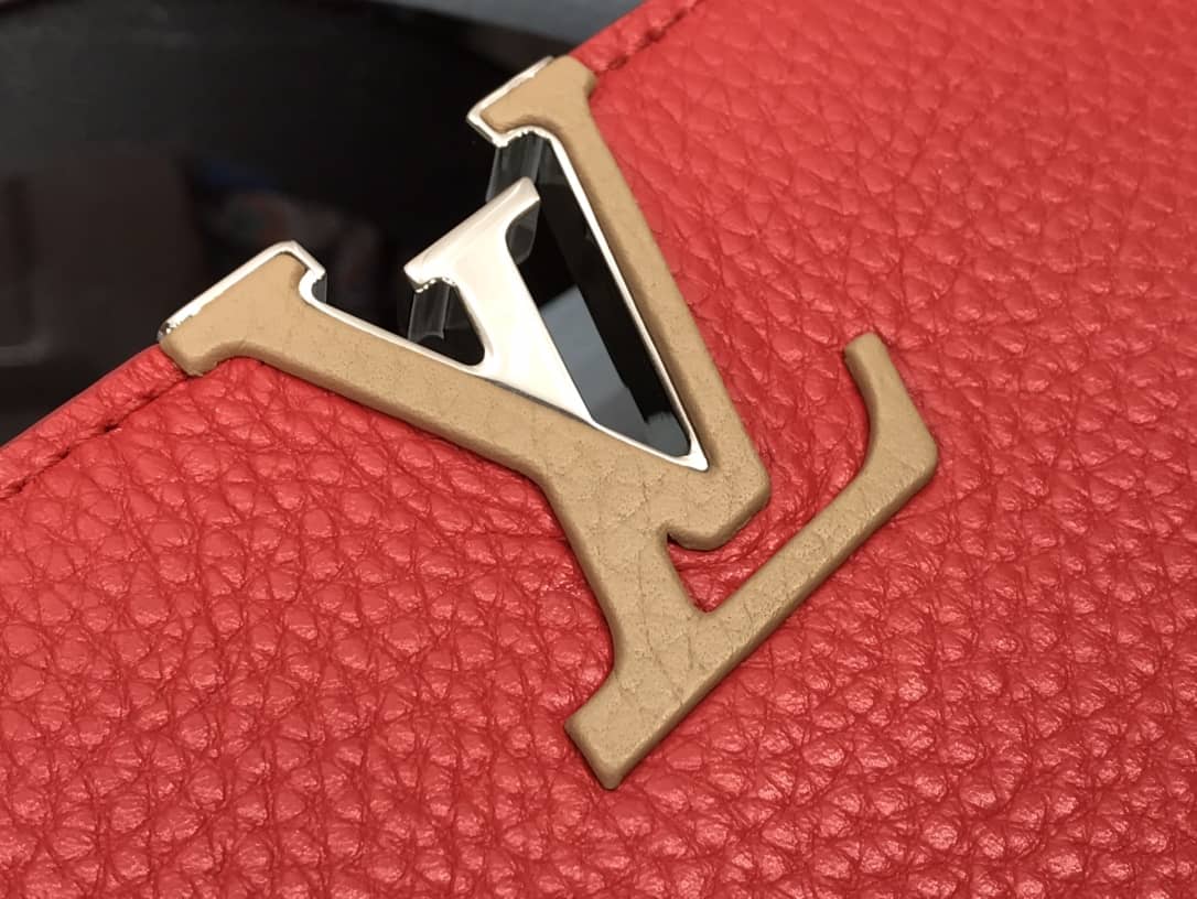 Louis Vuitton Capucines Mini Taurillon Leather Replica Bag Red M57520