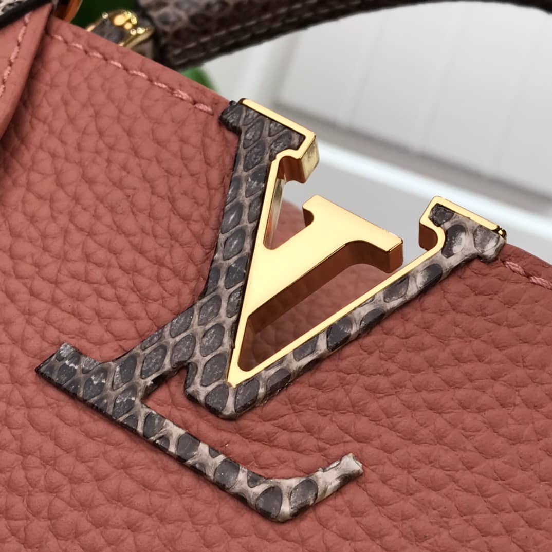 Louis Vuitton Capucines MM Taurillon Leather Tote M94227