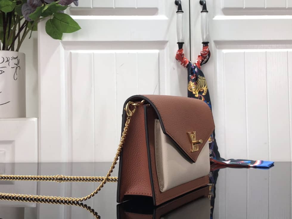 Louis Vuitton Mylockme Chain Pochette M63471 Replica Crossbody Bag