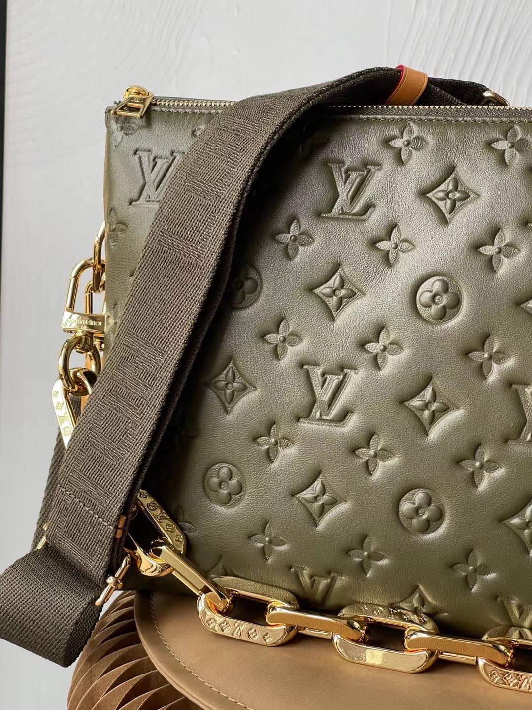 Louis Vuitton Coussin MM Embossed M57782 Replica Shoulder Bag