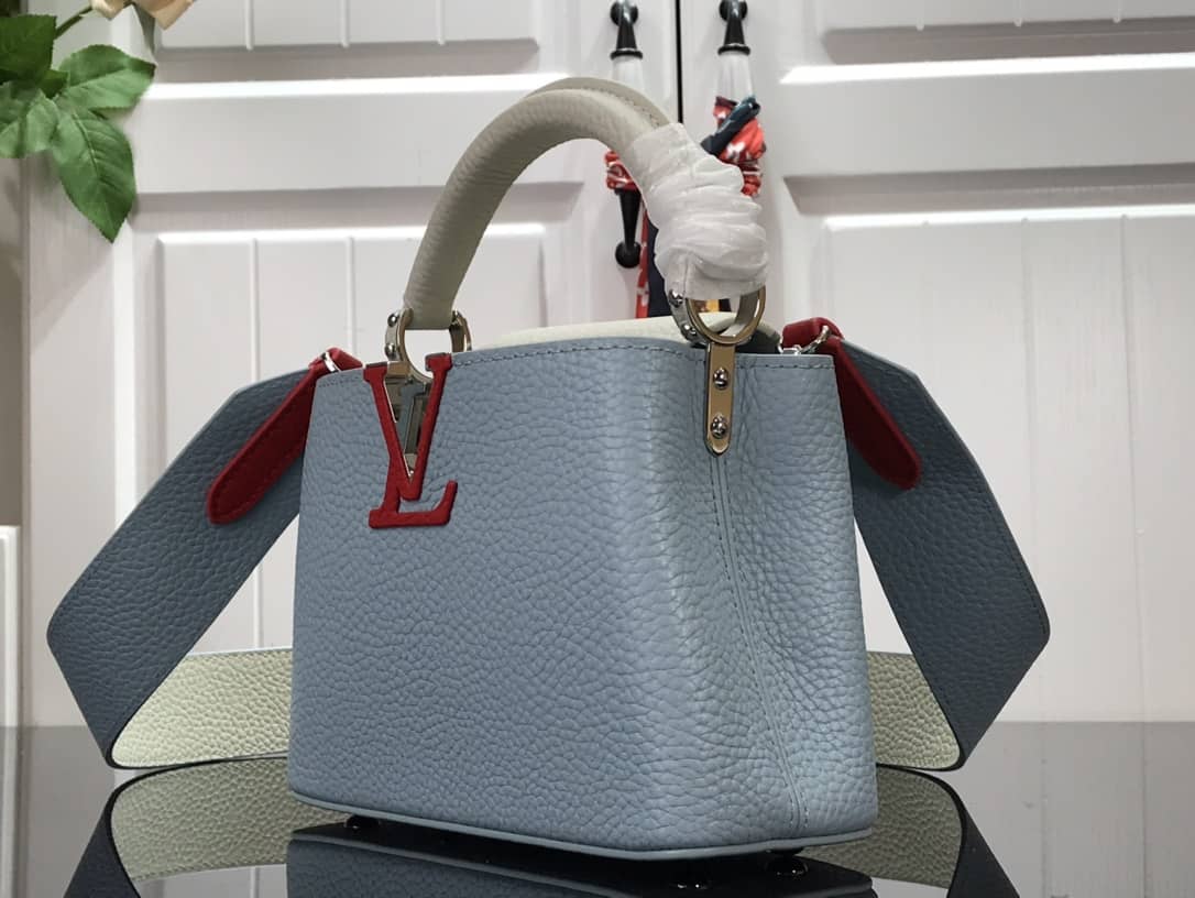 Louis Vuitton Capucines Mini Taurillon Leather Replica Bag Blue M57520