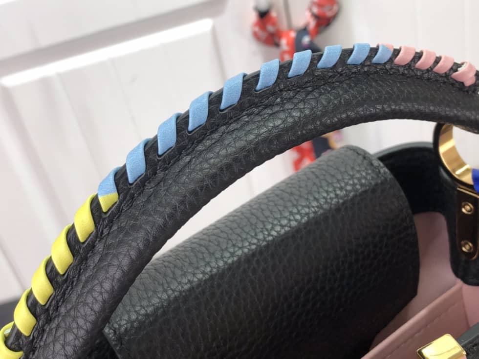 Louis Vuitton Capucines Mini M57945 Replica Shoulder Bag