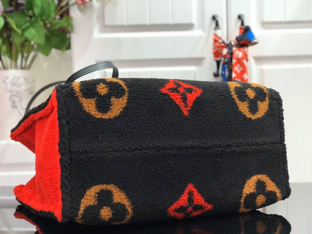 Louis Vuitton Onthego Teddy Shearling Limited GM Tote Replica Black M55421