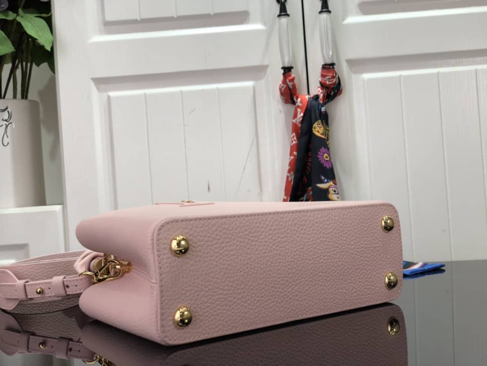 Louis Vuitton Capucines BB Taurillon Leather Bubble Gum Rose M58694 Replica Shoulder Bag