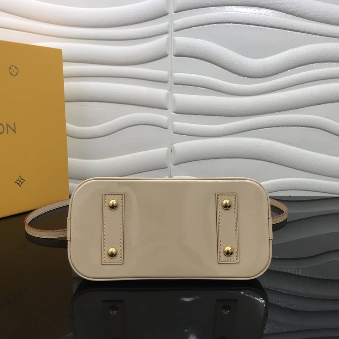 Louis Vuitton Alma BB Monogram Canvas Bag Replica M53152