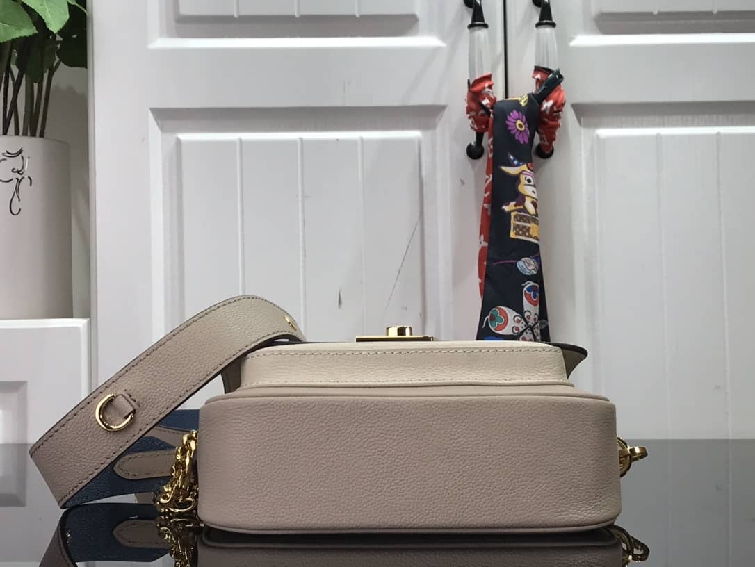 Louis Vuitton Lockme Chain PM Replica Handbag Beige M57073