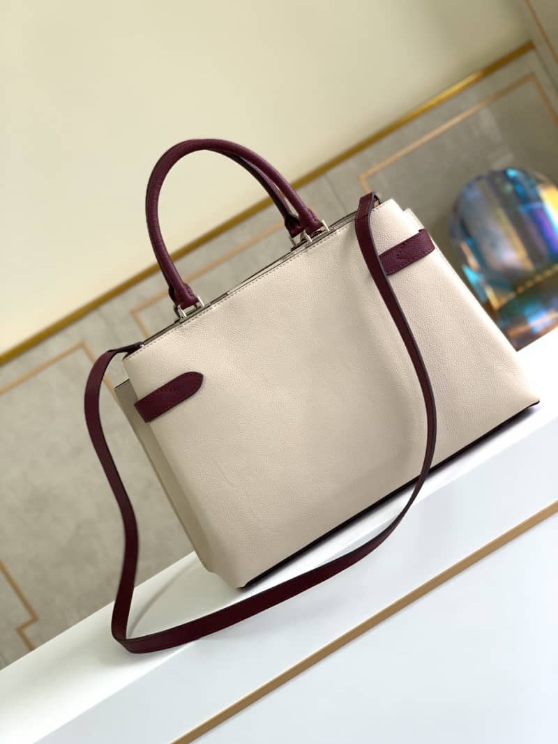 Louis Vuitton Lockme Day 2Way Bag Replica M53647