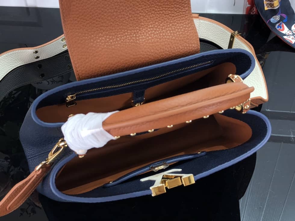 Louis Vuitton Capucines BB M58578 Replica Shoulder Bag