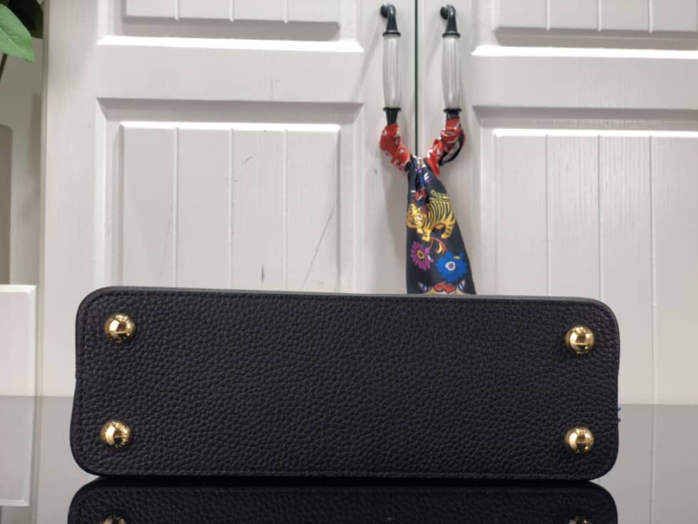 Louis Vuitton Capucines BB M59709 Replica Shoulder Bag