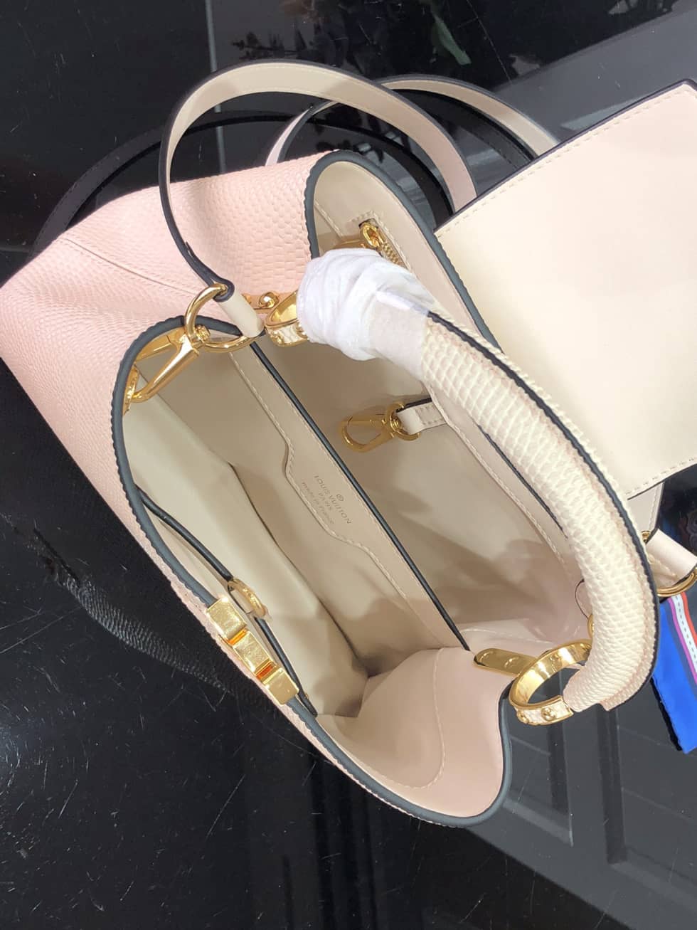 Louis Vuitton Capucines BB Collection Pink N98093 Replica Shoulder Bag