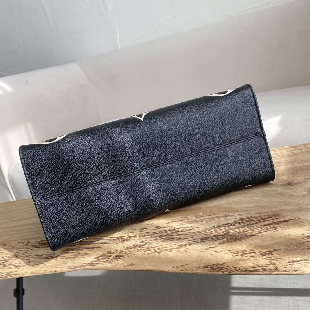 Louis Vuitton Empreinte OnTheGo MM Bag Replica Black M45495