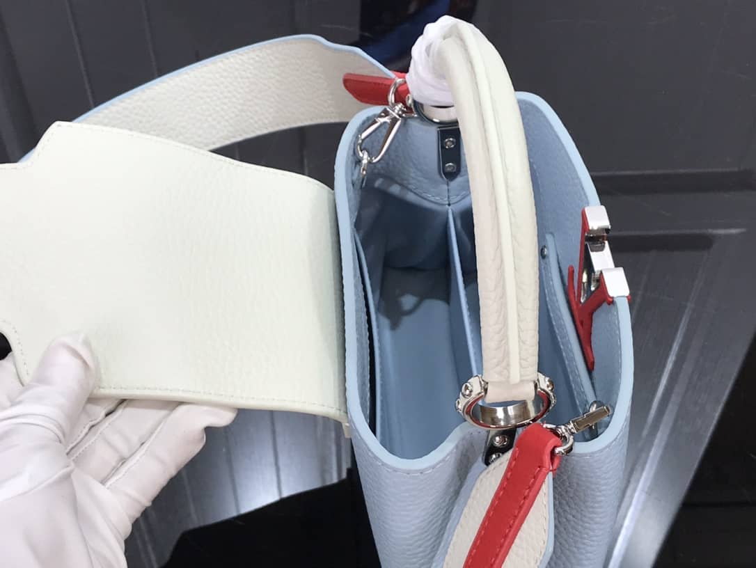 Louis Vuitton Capucines Mini Taurillon Leather Replica Bag Blue M57520