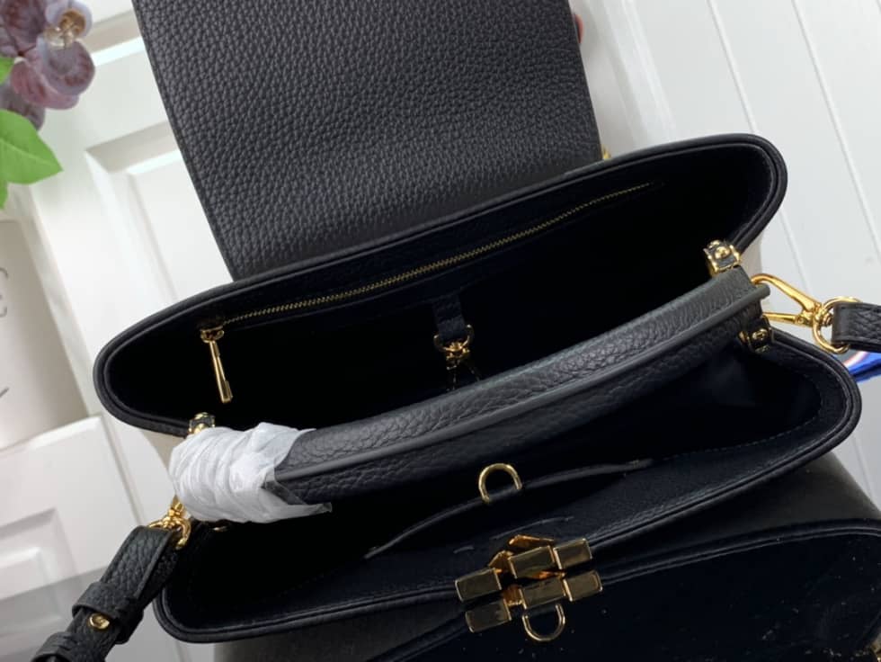 Louis Vuitton Capucines MM Black M59872 Replica Shoulder Bag