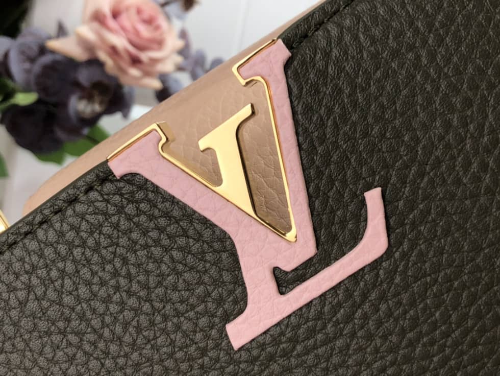 Louis Vuitton Capucines BB M58578 Replica Shoulder Bag