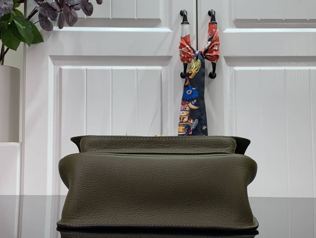 Louis Vuitton Lockme Chain PM Replica Handbag Green M57073