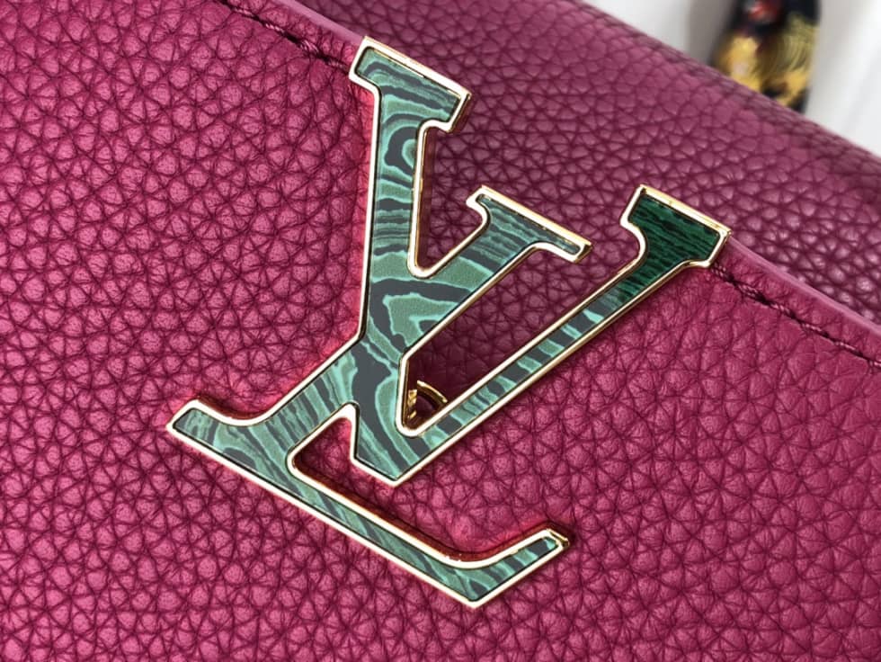 Louis Vuitton Capucines MM Rose M59066 Replica Shoulder Bag