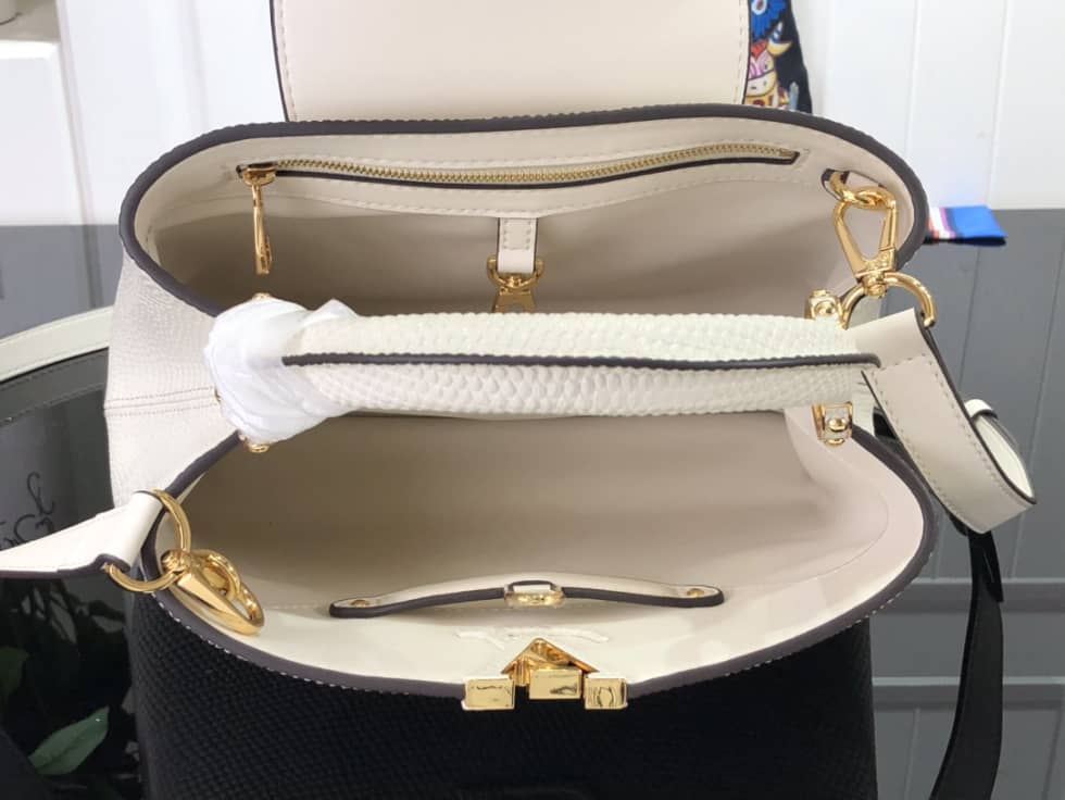 Louis Vuitton Capucines BB Collection N98093 Replica Shoulder Bag