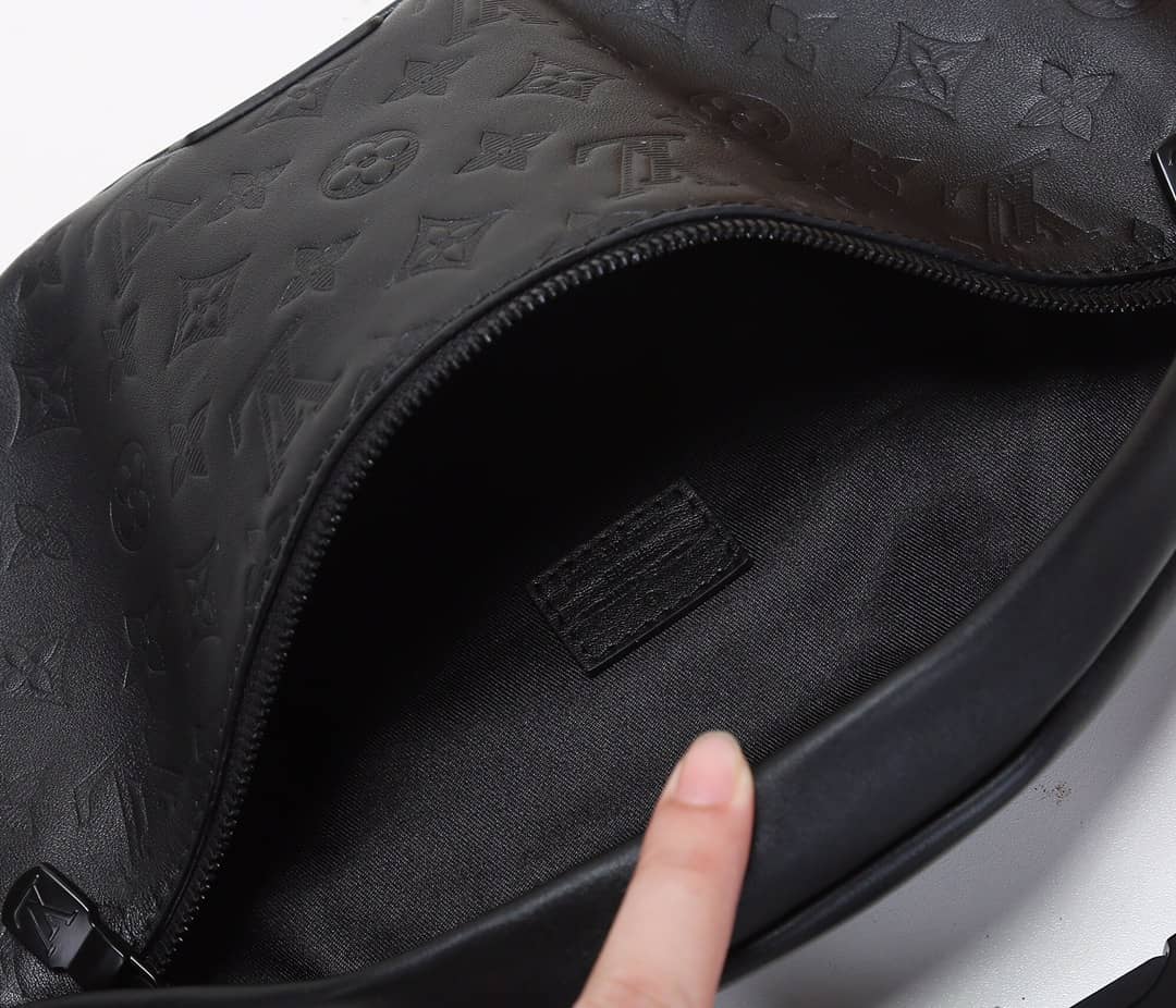 LV Bum Bag Dupe Discovery Mens Leather M44388(ColaReps)