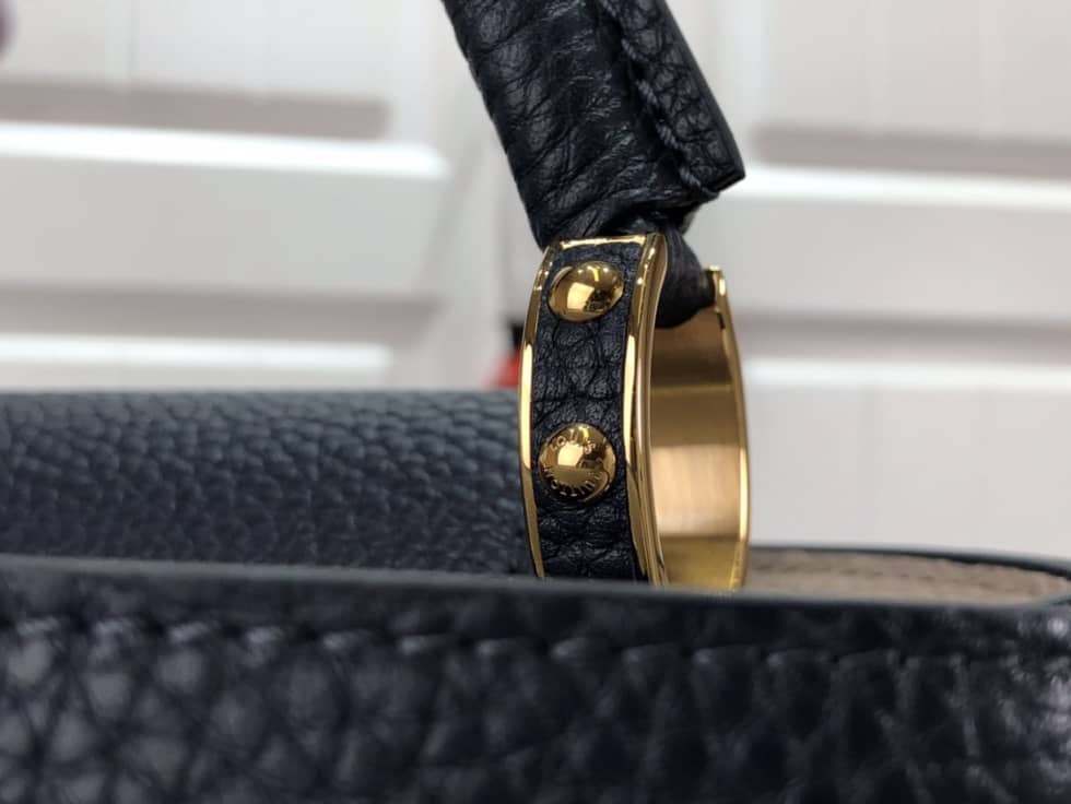 Louis Vuitton Capucines MM Black M59597 Replica Shoulder Bag
