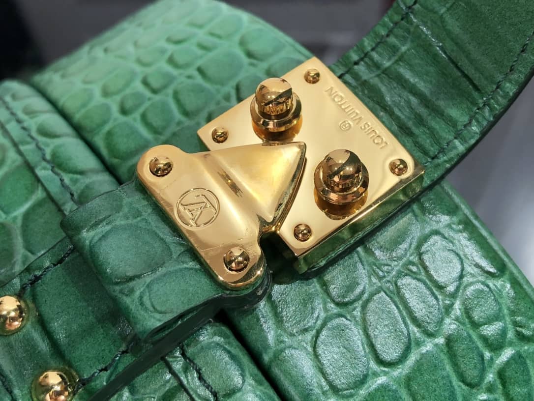 Louis Vuitton Petite Boite Chapeau Crocodilien Brillant Replica Bag Green N93597