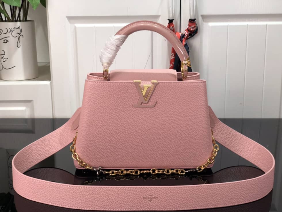 Louis Vuitton Capucines BB M59065 Replica Shoulder Bag