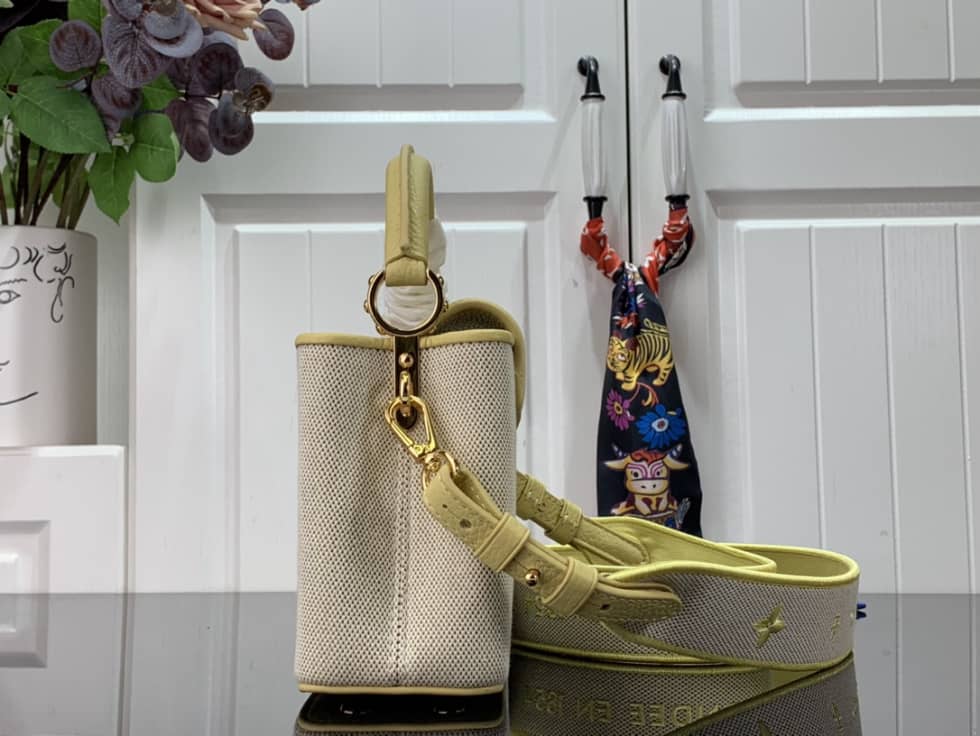 Louis Vuitton Capucines Mini Yellow M59872 Replica Shoulder Bag