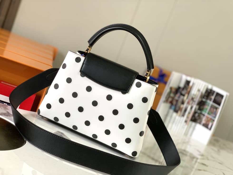 Louis Vuitton Capucines BB Bag M20373 Replica Shoulder Bag