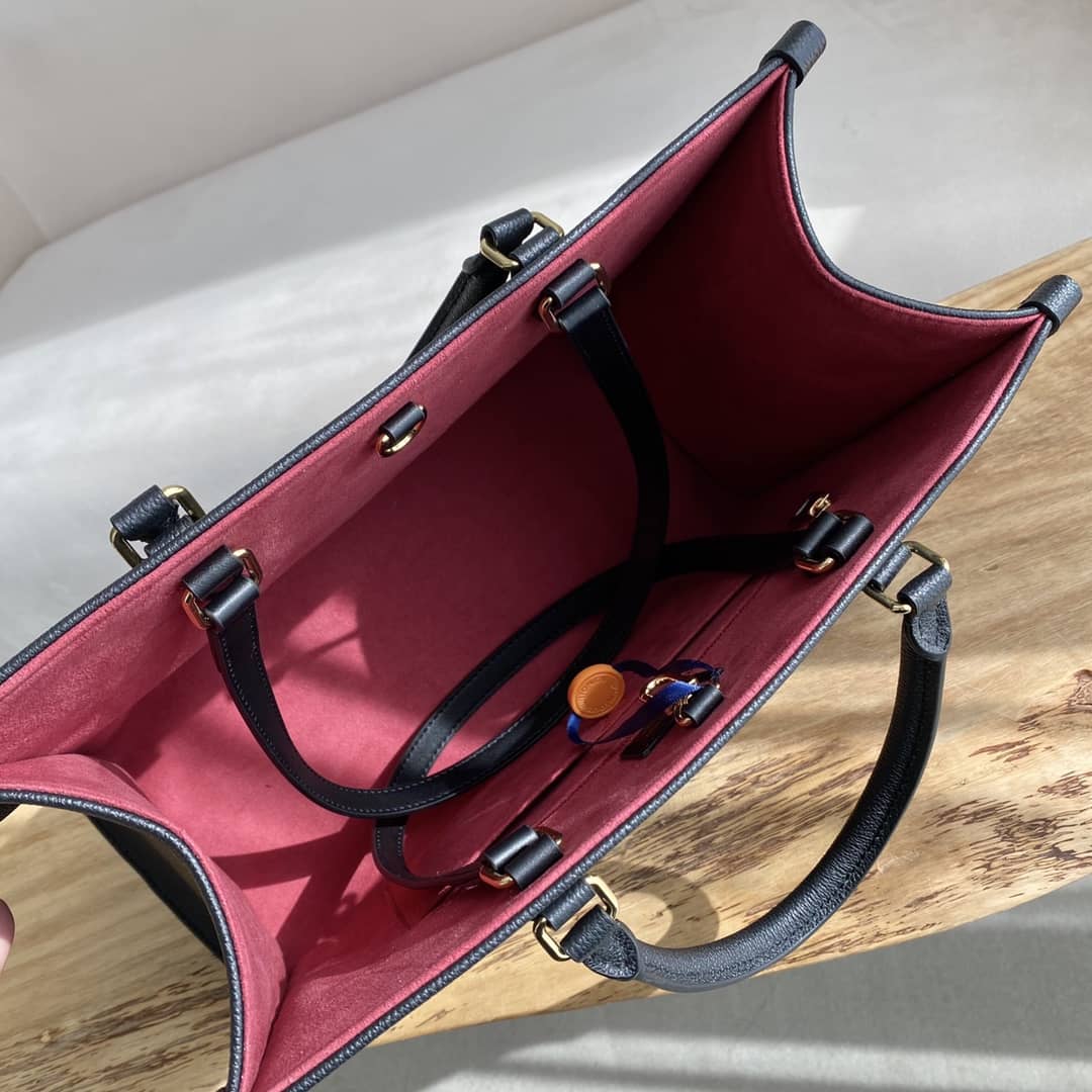 Louis Vuitton Empreinte OnTheGo MM Bag Replica Black M45495