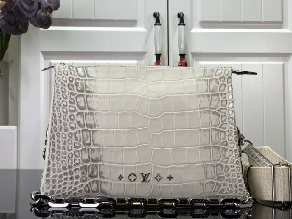 Louis Vuitton Coussin PM M57790 Replica Shoulder Bag